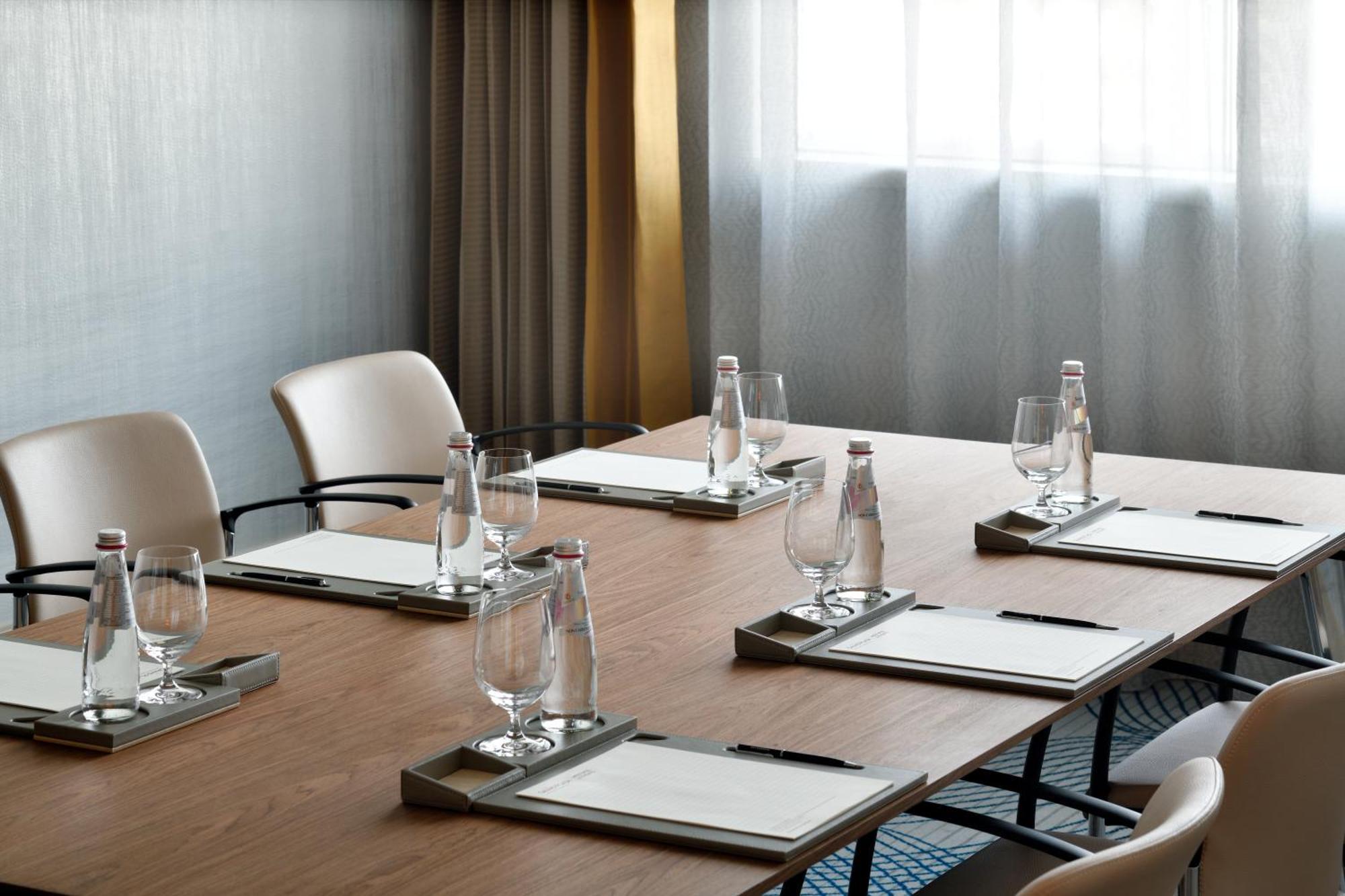 Hotel Grand Plaza Moevenpick 5*